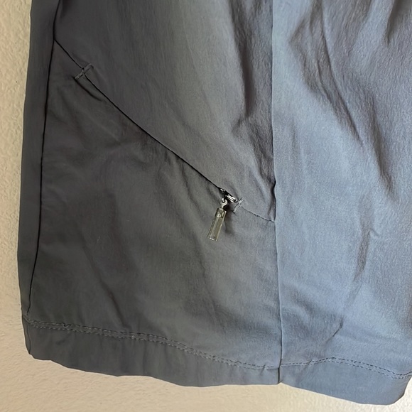 Mountain Hardware capris - Picture 2 of 7